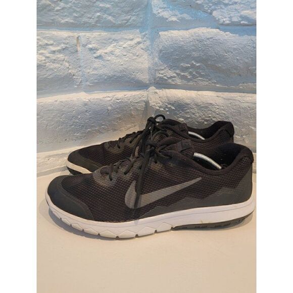 Nike Women's Flex Experience RN 4 Running Shoes 749178-006 Black White Size 11 - Picture 2 of 9